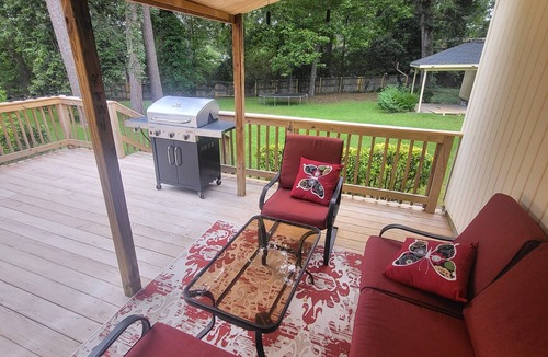 Warner Robins House | Perfect relaxing Cozy house 5-bedroom house with AC in friendly Warner Robins