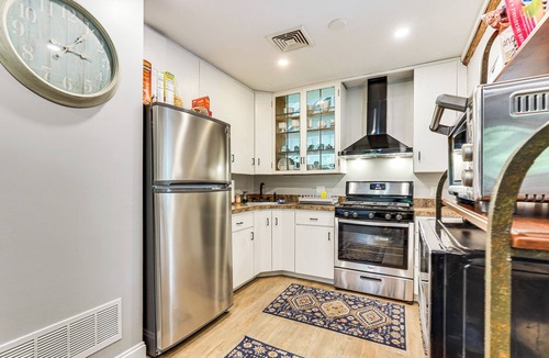 Redding Ridge Cottage | Pet-Friendly Cottage, 2 Mi to Saugatuck Falls