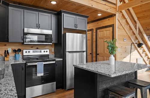 Sevierville Cabin | Pet Friendly | Hot Tub & Game Zone Modern Cabin!