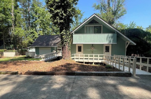 Prosperity House | Piddle Point in Prosperity: Sunset views, deep water dock, and wildlife galore!