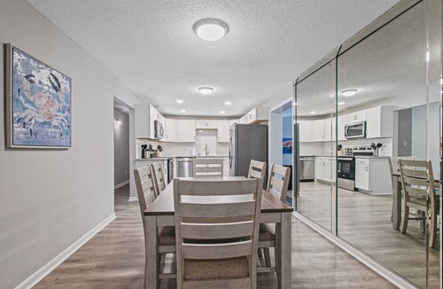 Arlington House | Pineapple Paradise~Pool+Hot Tub+Billiards+Grill!