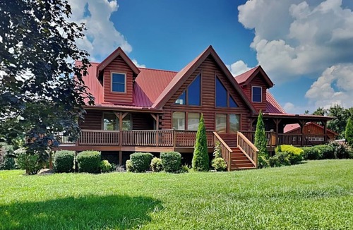 Union Grove Cabin | Pinnacle Place by Jackson Mountain Rentals