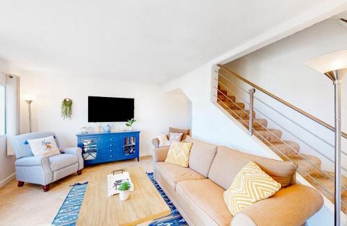 Sunnyside House | Pinnacle Port #311