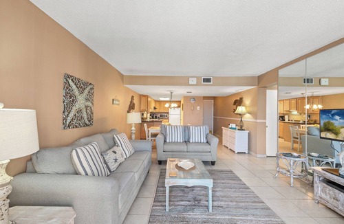 Sunnyside House | Pinnacle Port, B2-307