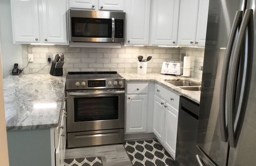 Sunnyside House | PINNACLE PORT CARILLON BEACH 2 BEDROOM CONDO 2.5 BATHROOM