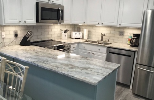 Sunnyside House | PINNACLE PORT CARILLON BEACH 2 BEDROOM CONDO 2.5 BATHROOM