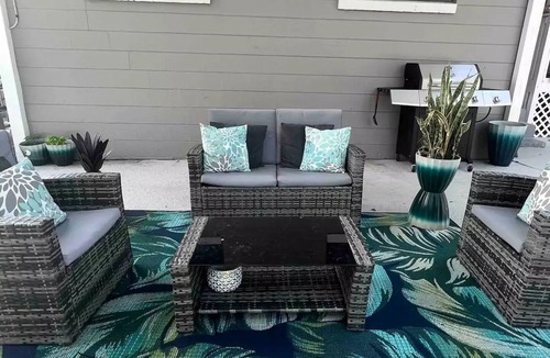 Arlington House | POOL home near BEACH with entertainment for all!