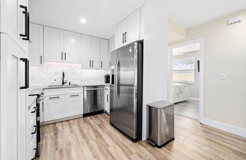 Jacksonville Beach House | Pool, Hot Tub & Putting Greens Near Beach