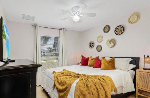 Cape Coral Villa | Pool Modern South West Cape Casa Del Mar