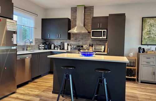 Labelle Ski Chalet | Pool Table, Private Beach - Breakfast Included - Fontainebleau