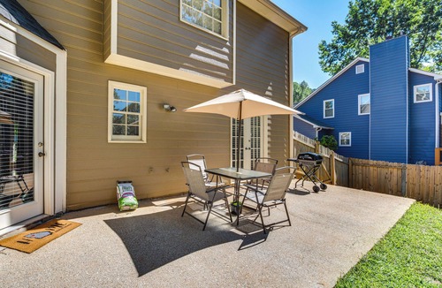 Clarkdale House | Powder Springs Home w/Grill: 11 Mi to Six Flags!