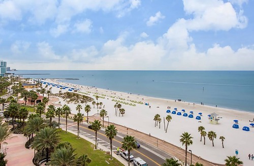 Clearwater Beach Resort | PRESIDENTIAL OCEANFRONT 4-BEDROOM SUITE @Beachside Clearwater Resort + Amenities