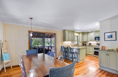 Saint Simons Island House | Privacy! 4 bed/2 bath Home with Private Pool
