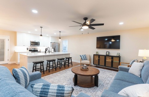 Forest Hills House | Private 3-bedroom house with fenced in backyard near everything in Augusta.