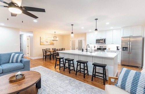 Forest Hills House | Private 3-bedroom house with fenced in backyard near everything in Augusta.