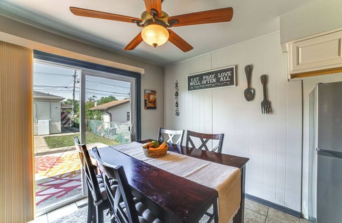 Harvey House | Private Backyard! Chicagoland Ranch Retreat