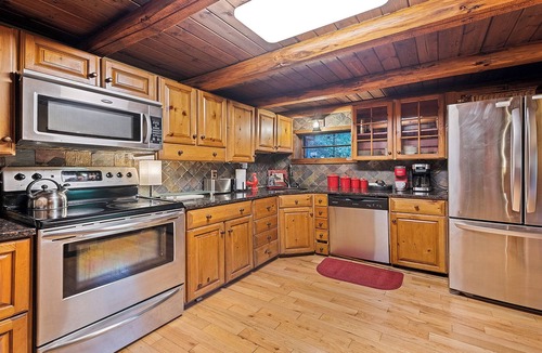 Waynesville Cabin | Private Cabin, Hot Tub, Great Location, Paved Roads. Blue Ridge Mtns, Downtown.