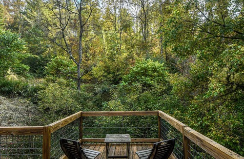 Weaverville Cabin | Private Historic Farmhouse Cabin on 30 acres 15 minutes from Asheville
