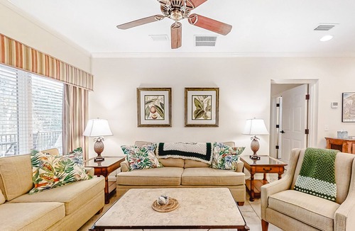 Fernandina Beach Condo | Private Tennis Villas Condo Featuring Free WiFi, Shared Pool, Private W/D, AC
