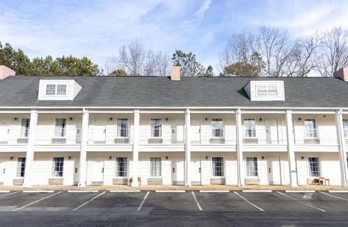 Carrollton Hotel | Quality Inn Carrollton Medical Center
