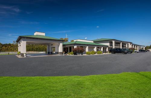 Dandridge Hotel | Quality Inn Dandridge