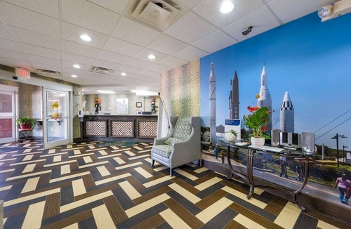 Huntsville Hotel | Quality Inn & Suites Huntsville Research Park Area