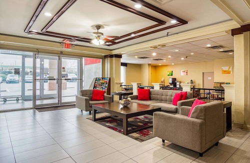 Forest Park Hotel | Quality Suites Atlanta Airport East