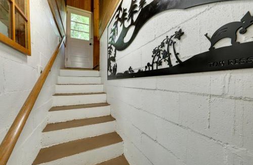 Balsam House | Quiet Family Cabin in Balsam: Hike, Ski, Explore