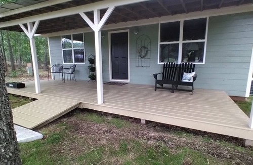 Inman Cottage | Quiet Quaint Cottage