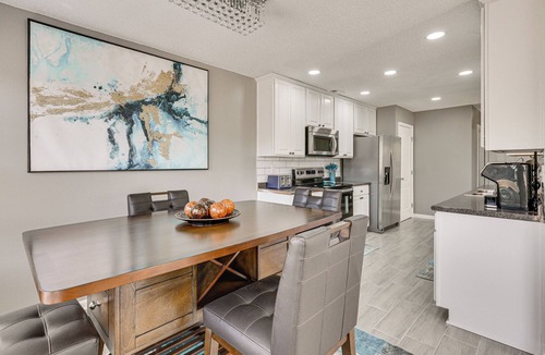 Harvest House | Quiet Suburban Huntsville Home: 8 Mi to Madison!