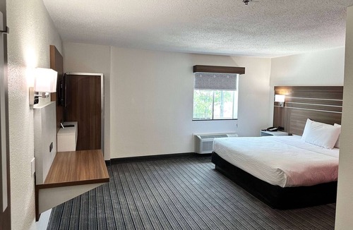 Lithia Springs Hotel | Ramada by Wyndham Lithia Springs Atlanta