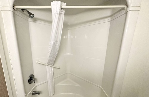 Lithia Springs Hotel | Ramada by Wyndham Lithia Springs Atlanta