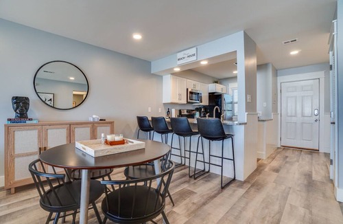 Sunnyside Condo | Ramsgate 22 | Renovated Gulf-Front Escape
