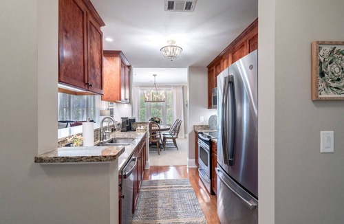 Greensboro Condo | Rare 3 Bedroom Reynolds Retreat