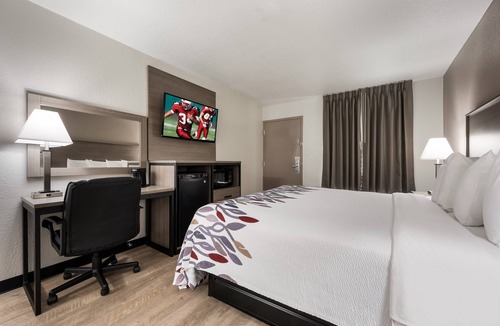 Vestavia Hills Hotel | Red Roof Inn Birmingham South