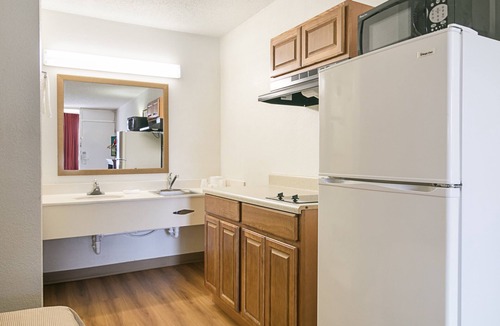 Forsyth Hotel | Red Roof Inn Forsyth