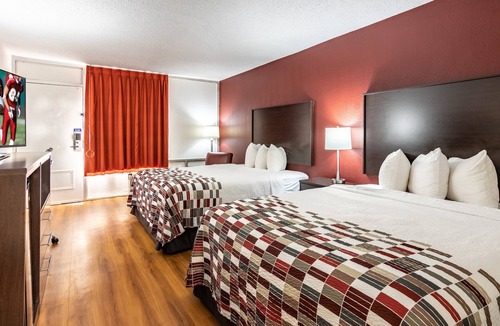Forsyth Hotel | Red Roof Inn Forsyth
