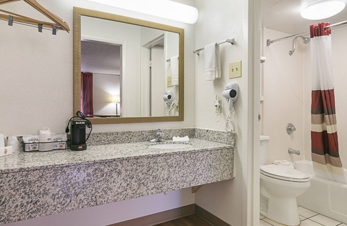 Forsyth Hotel | Red Roof Inn Forsyth
