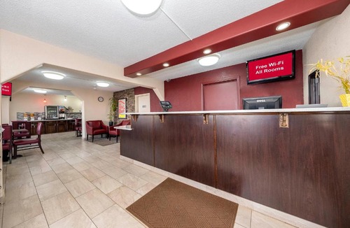 Madison Hotel | Red Roof Inn PLUS+ Huntsville – Madison