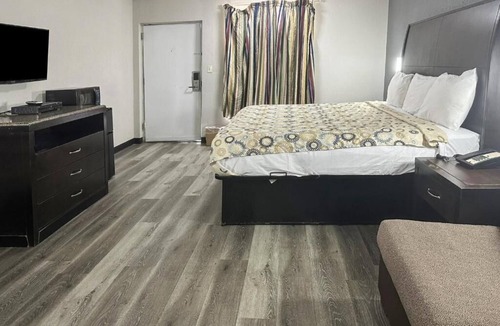 Guntersville Hotel | Regal Inn Guntersville Hwy 431