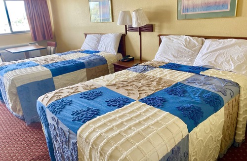 Fern Park Hotel | Regency Inn