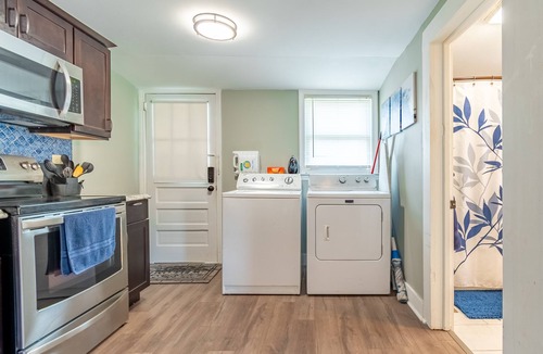 Mooresville Apartment | Remodeled 160‑Year‑Old Victorian in Mooresville — Historic Charm, Modern Comfort
