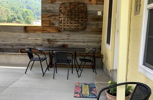 Hot Springs Cottage | Remodeled French Country Style Cottage Close to Hiking Trails and Hot Springs