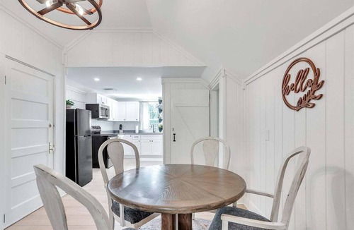 Ardmore - Gould Estates - Olin Heights Apartment | Renovated in 2025 - Apartment - 30+ day stays