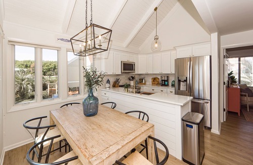 Sealoft Villas Cottage | Renovated on the Lagoon within Walking Distance to the Beach & Amenity Cards!