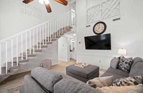 West Panama City Beach House | Renovated Townhome 5 mins walk to Beach, in the best resort in PCB, Horizon South