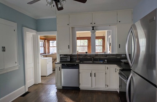 Falconhurst House | Renovated West Asheville cottage by Vibrant Haywood!