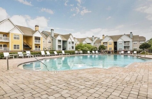 Jacksonville Condo | Resort-style 1 bedroom apartment