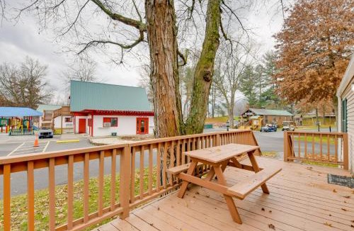 Waynesville House | Resort-Style Adventure Base in the Blue Ridge Mtns