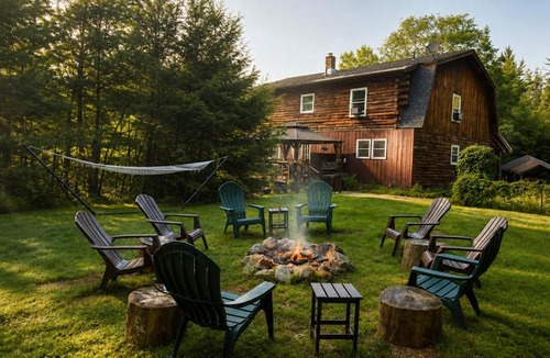 Sutton House | Riverfront Log Home - 28 Acres - Fire Pit